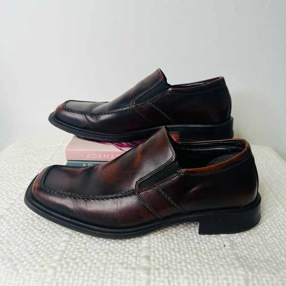 VENTURINI FOR MEN DARK BROWN LEATHER SLIP‎ ON DRESS LOAFERS SIZE 9